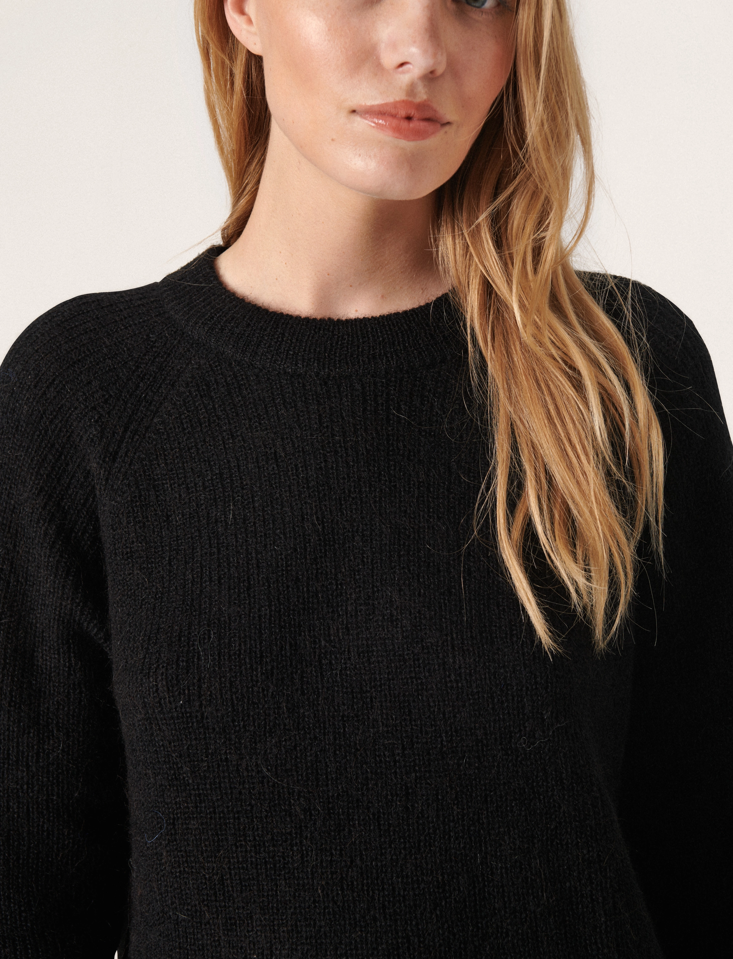 Soaked - SLTuesday Raglan Pullover LS - sügisesed riided - black - 5