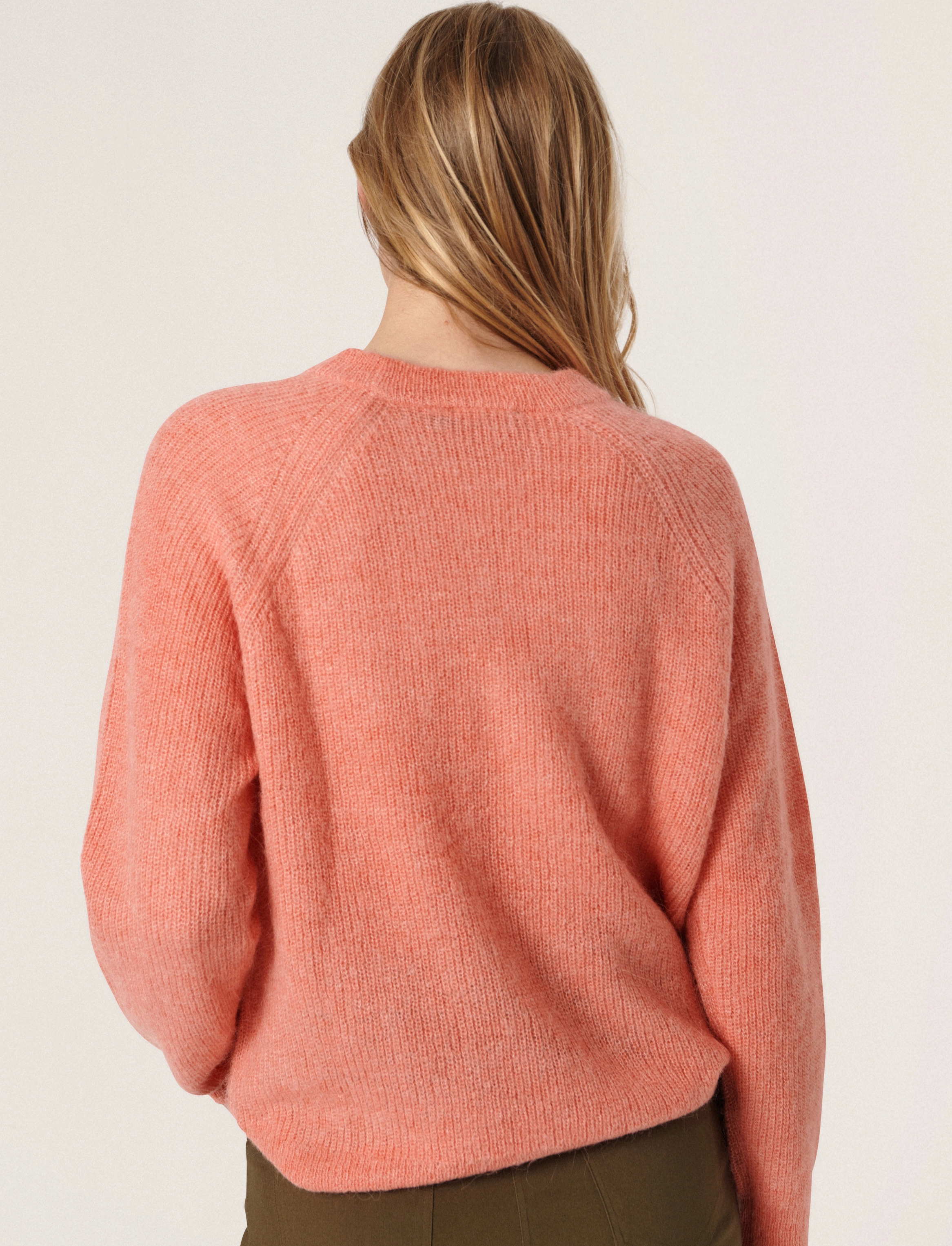 Soaked - SLTuesday Raglan Pullover LS - lantana - 4