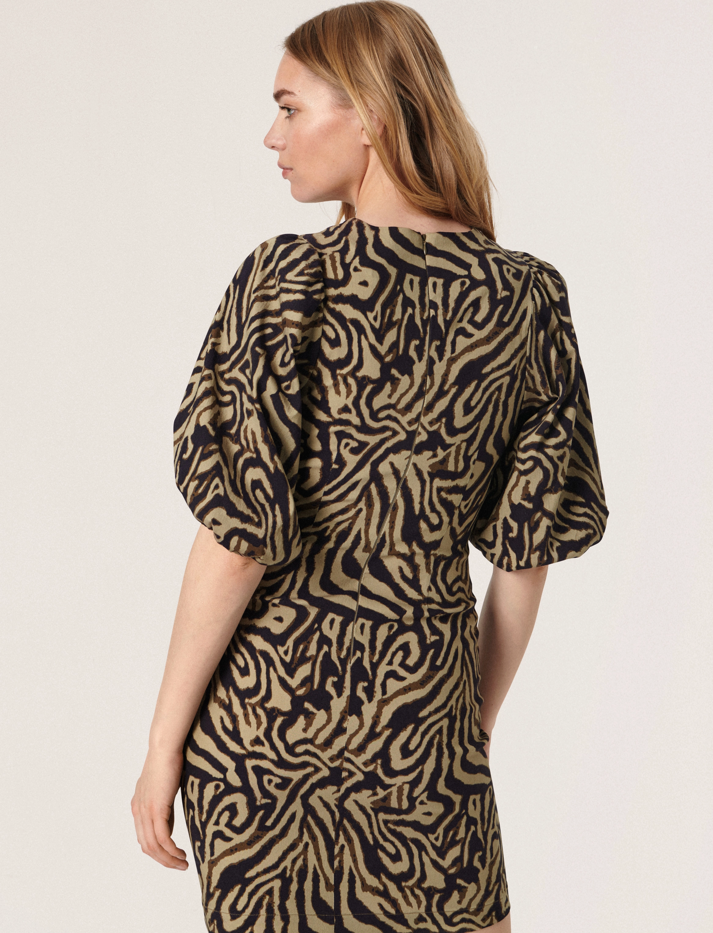 Soaked in Luxury - SLSharona Zazu Dress - green animal print - 4