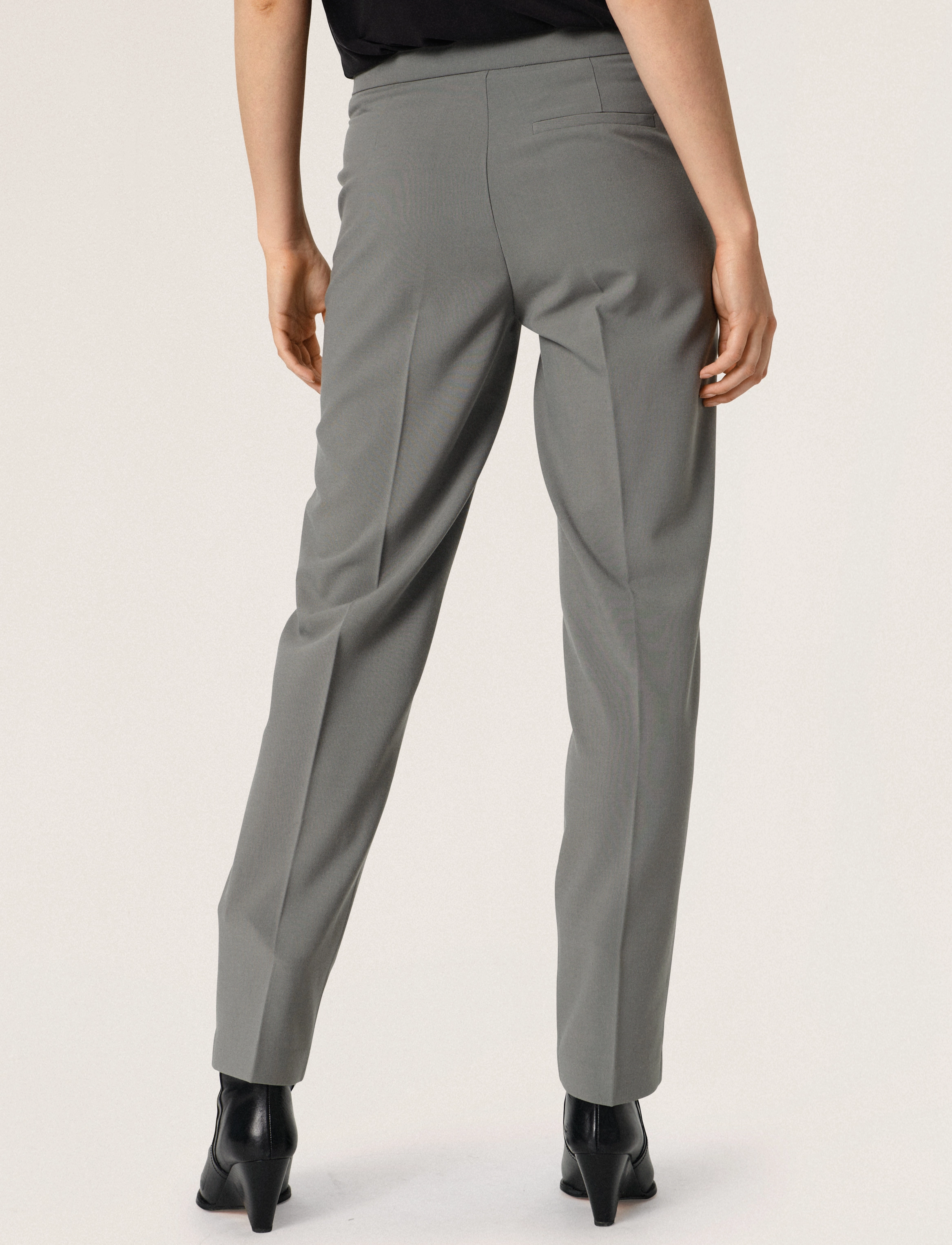 Soaked in Luxury - SLHunter Suiting Pants - sedona sage - 4