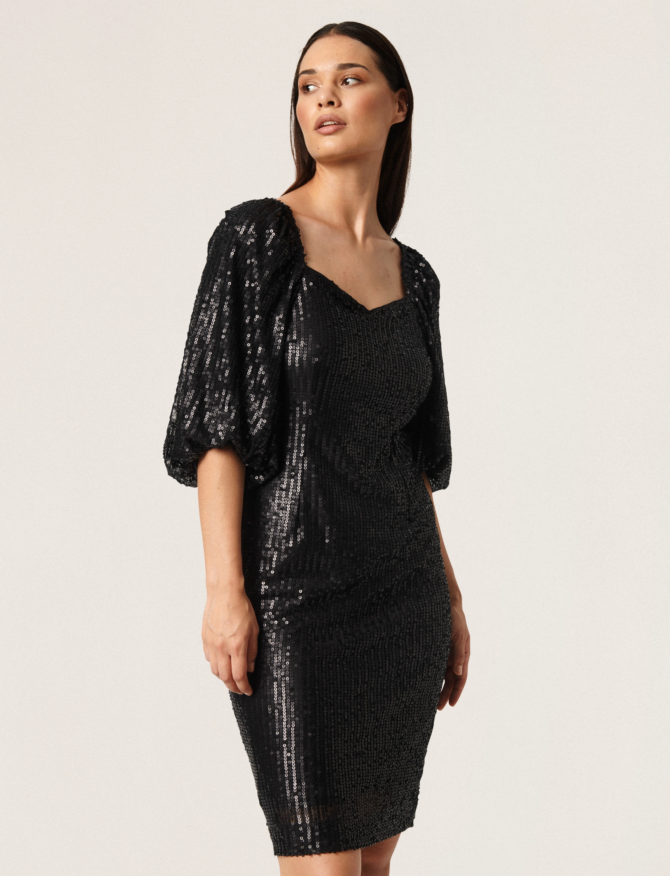 Soaked Sldalila Gausa Dress, Kvinder, Paillet Puffærme Kjole, Sort, Str: XS