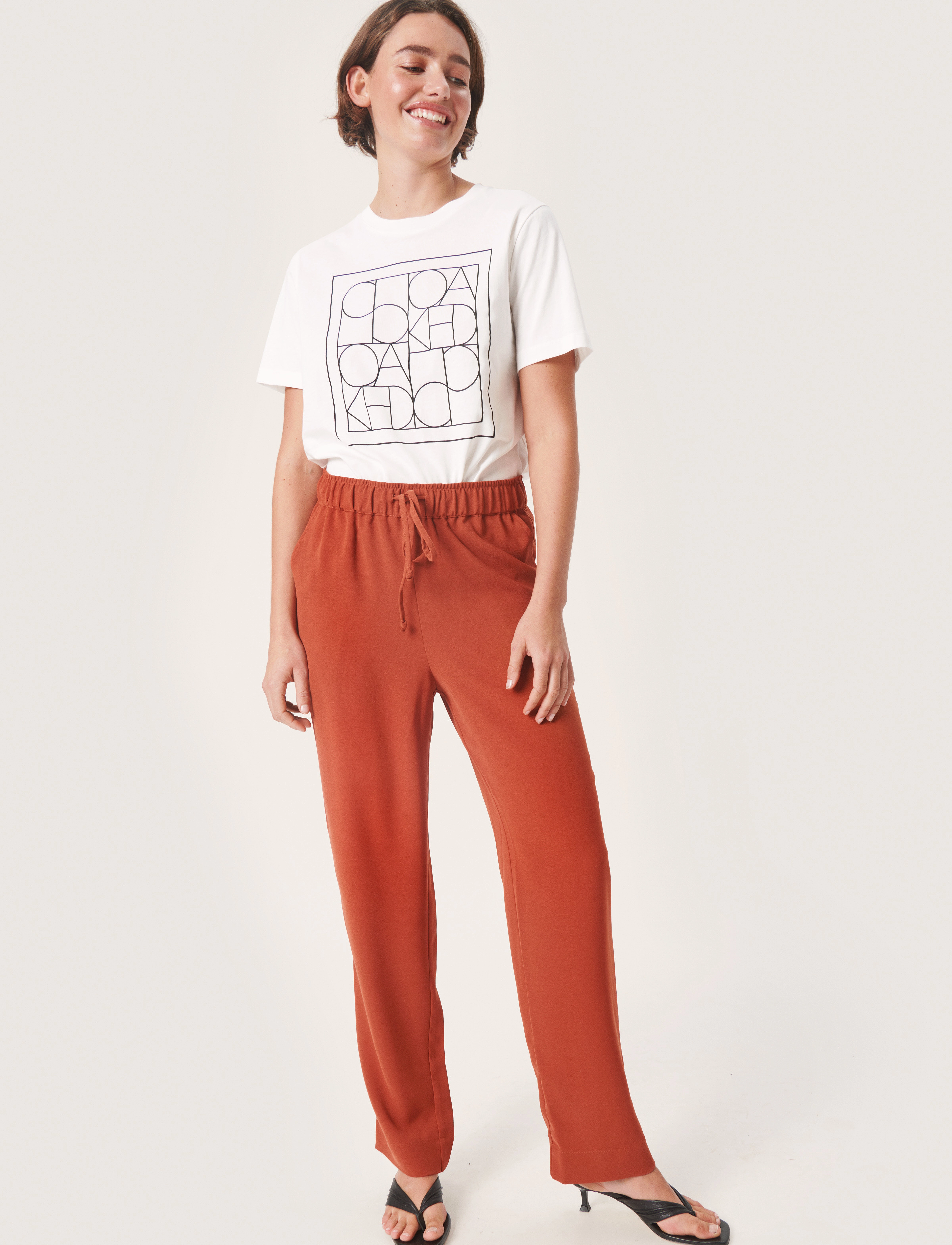 Soaked in Luxury - SLHelene Tee SS - broken white - 3