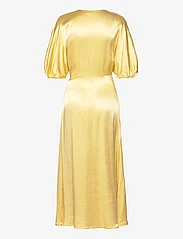 Soaked in Luxury - SLEvita Dress - midiklänningar - dusky citron - 1