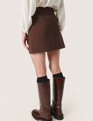 Soaked in Luxury - SLCorinne Short Skirt - korta kjolar - hot fudge - 4