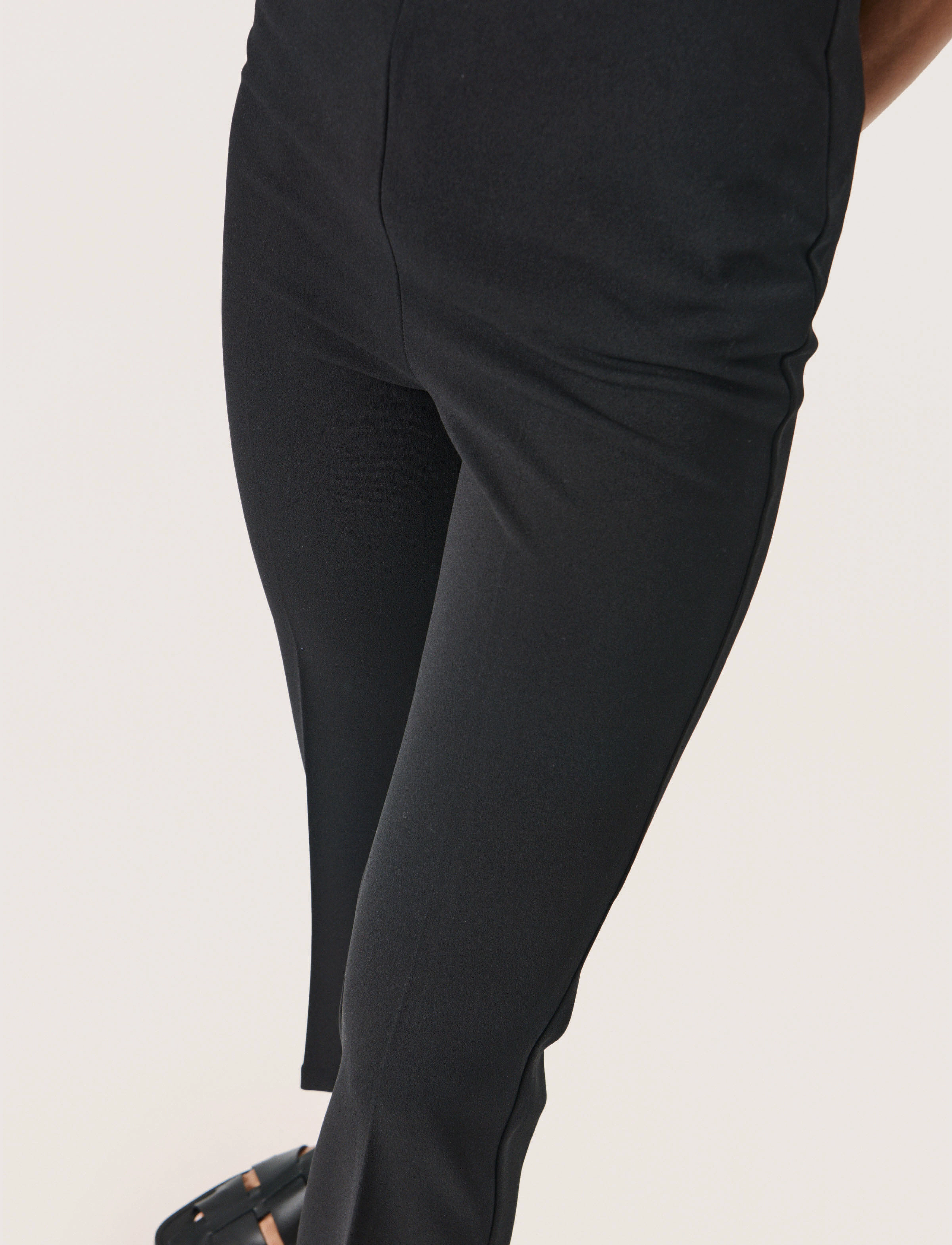 Soaked - SLBea Kaylee Kickflare Pants - black - 5