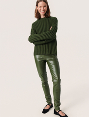 Soaked in Luxury - SLFranna Rib Pullover - jumpers - kombu green - 2