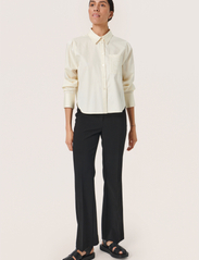 Soaked in Luxury - SLAdriana Shirt LS - langærmede skjorter - whisper white - 3