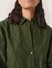 Soaked in Luxury - SLWillie Shirt LS - langærmede skjorter - kombu green - 5
