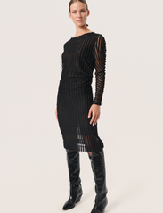 Soaked in Luxury - SLSolveig Dress - party wear at outlet prices - black - 3