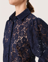 Soaked in Luxury - SLWela Stefani Blouse LS - blouses met lange mouwen - night sky - 5