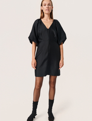 Soaked in Luxury - SLJacinta Dress - odzież imprezowa w cenach outletowych - black - 1