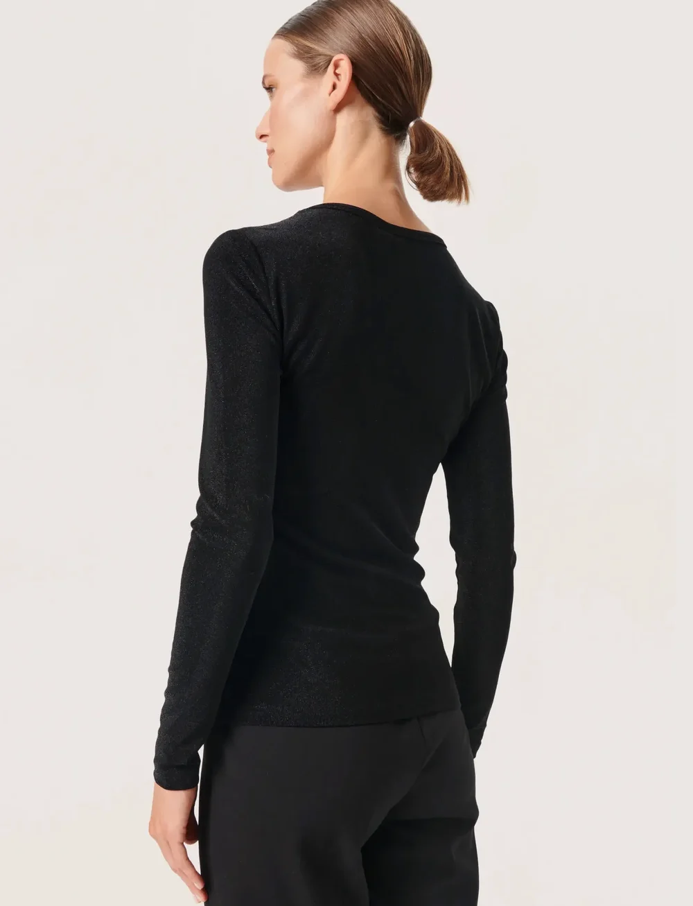 Soaked in Luxury - SLSkylara Round Neck LS - pikkade varrukatega alussärgid - black - 4