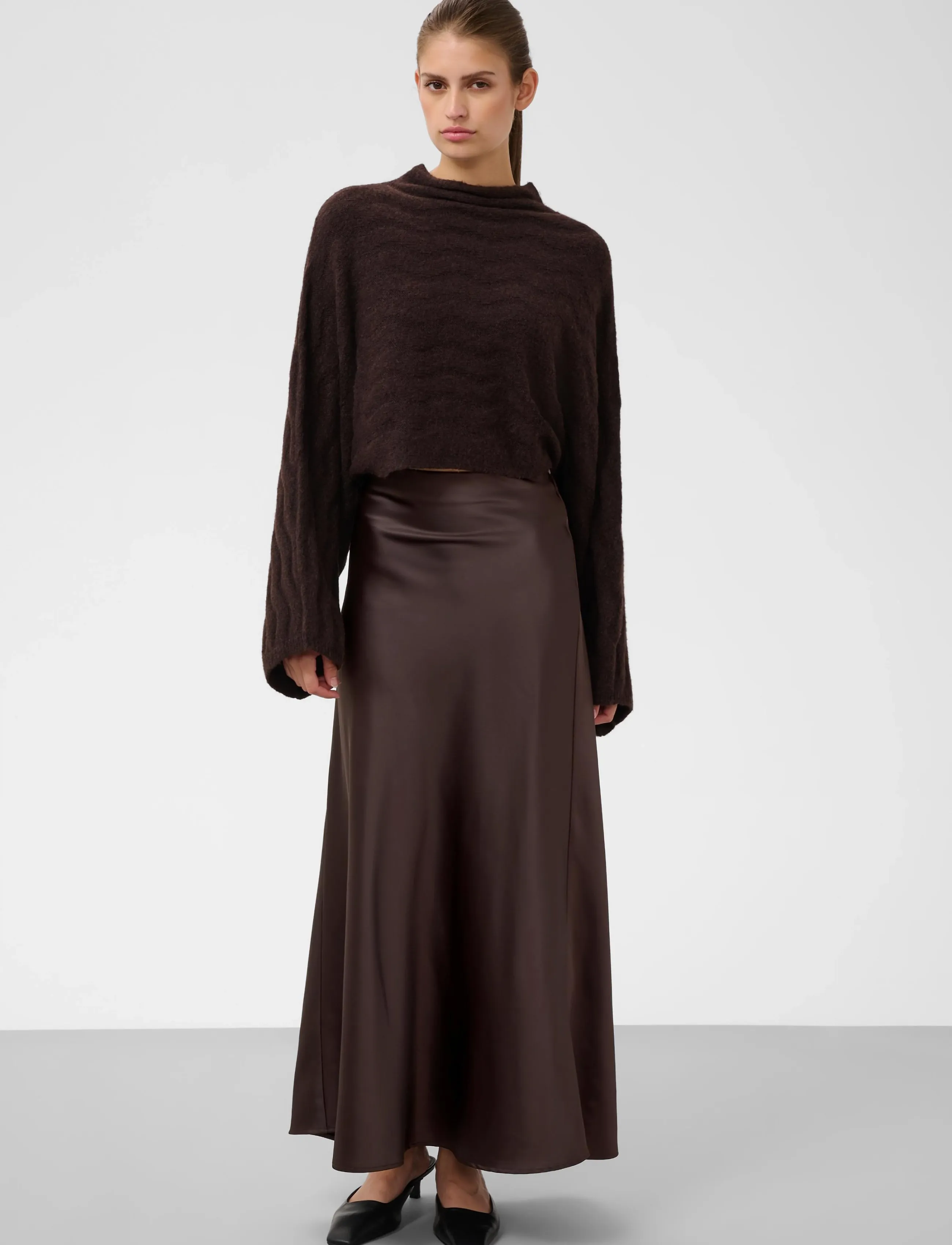 Soaked - SLAnna Skirt - ganache - 3