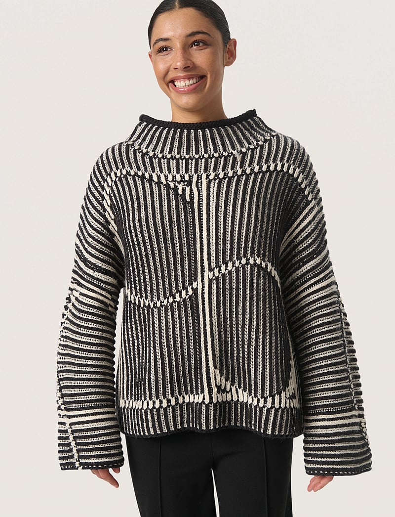 Soaked in Luxury - SLYelena Highneck Pullover - sviitrid - black - 0