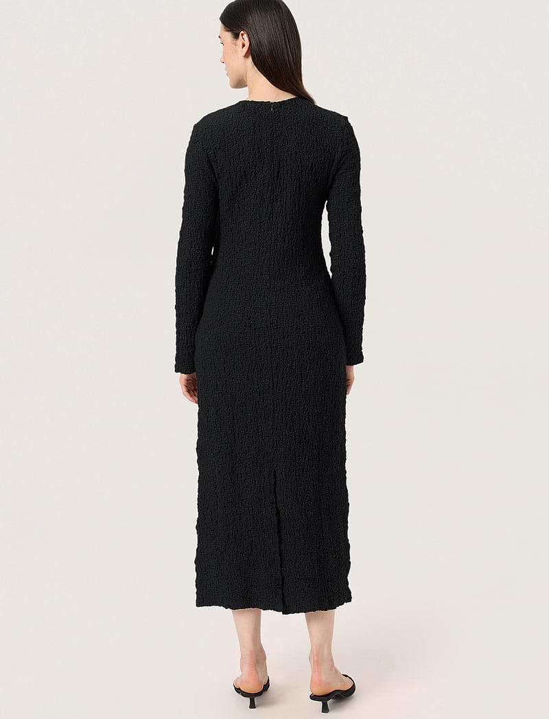Soaked in Luxury - SLDauphine Dress - midi kjoler - black - 3