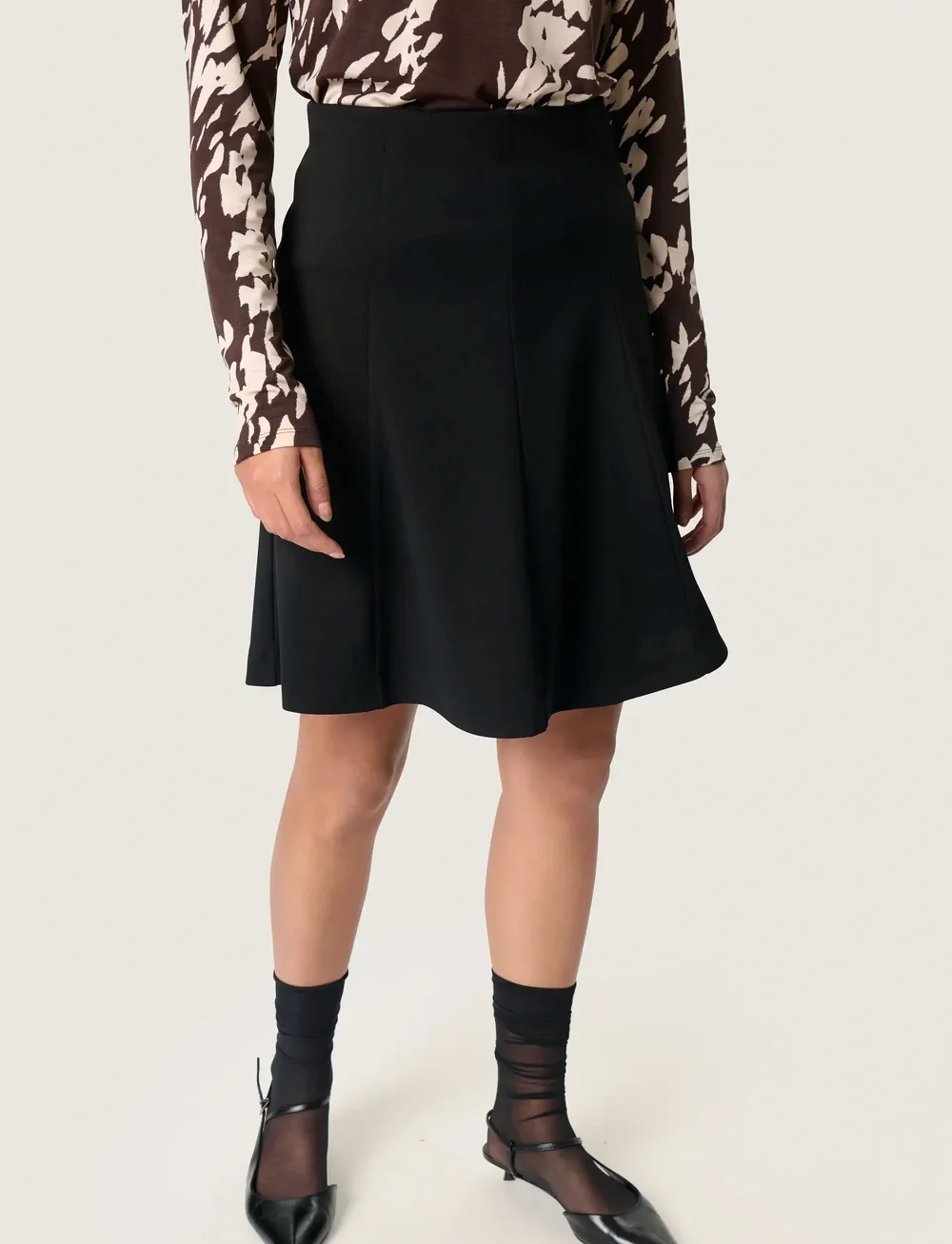 Soaked in Luxury - SLBea Skater Skirt - midi kjolar - black - 0