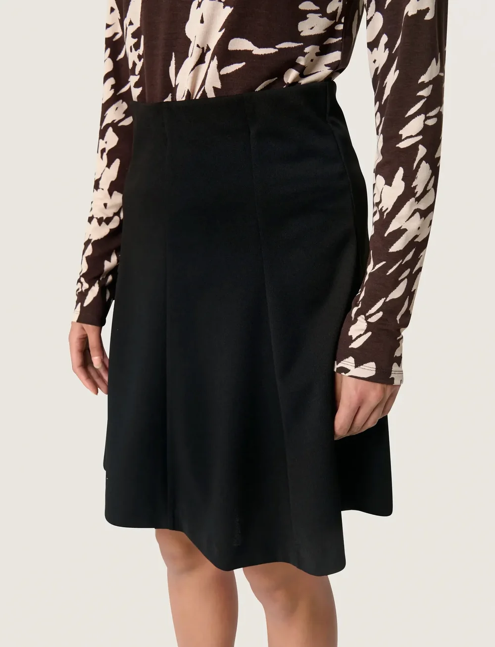 Soaked in Luxury - SLBea Skater Skirt - midi kjolar - black - 5