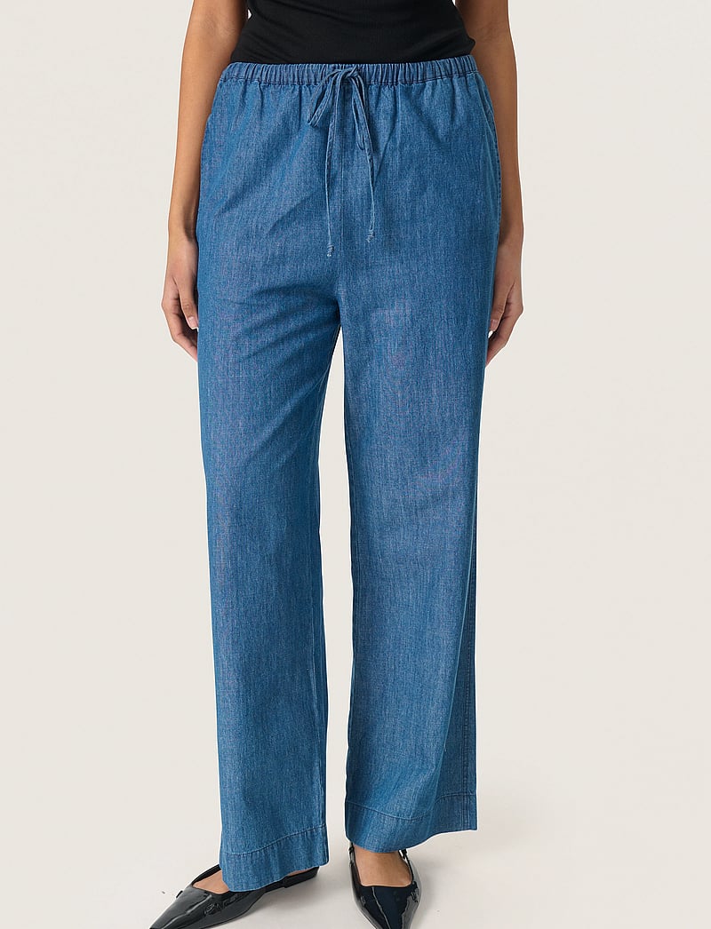 Soaked in Luxury - SLChamy Faustina Pants - igapäevane stiil - medium blue denim - 0