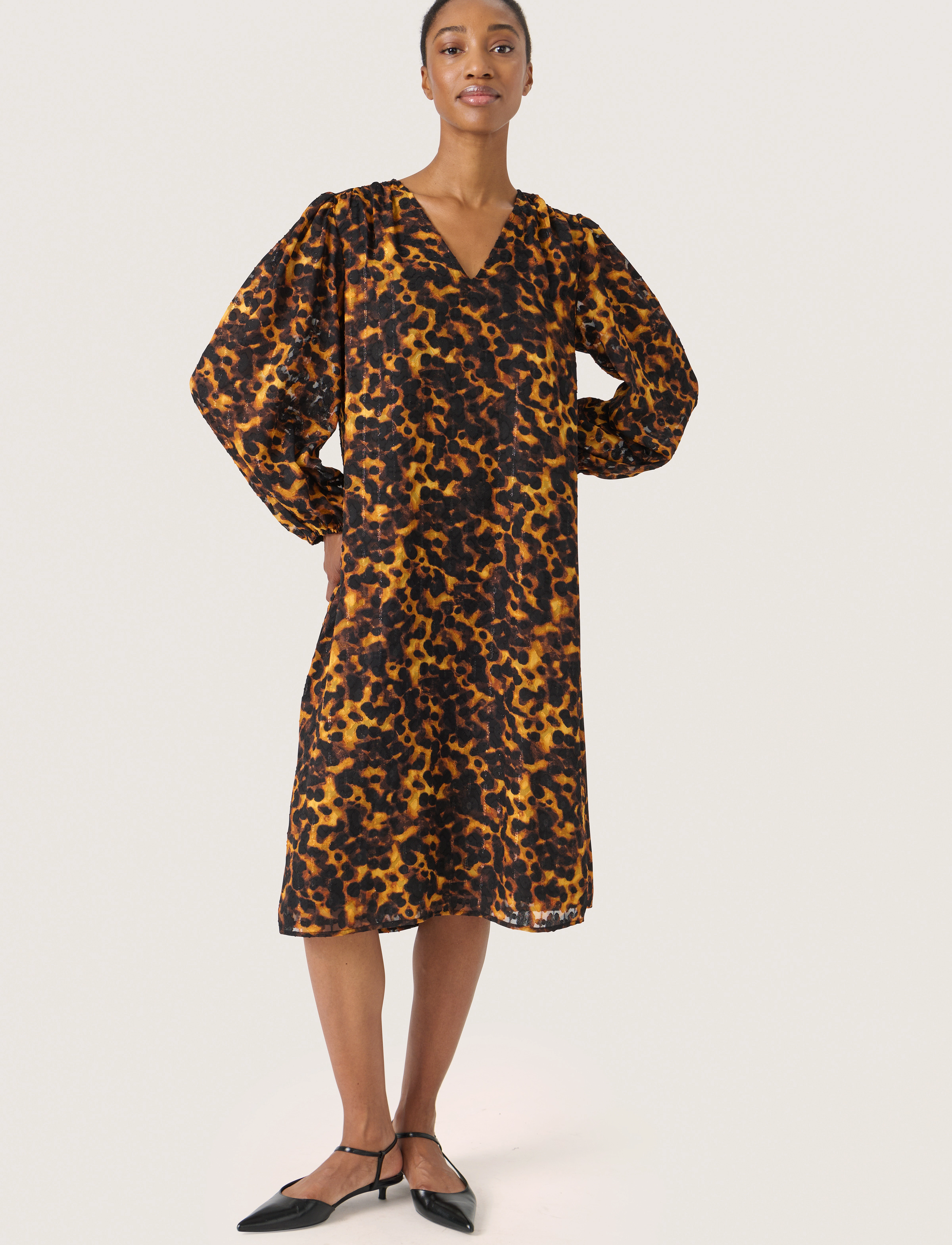 Soaked - SLGunvy Dress - midikleider - tortoise print - 3