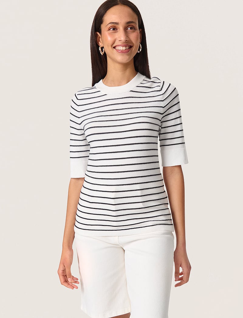 Soaked in Luxury - SLSpina Striped Pullover SS - pullover - broken white w black stripe - 0