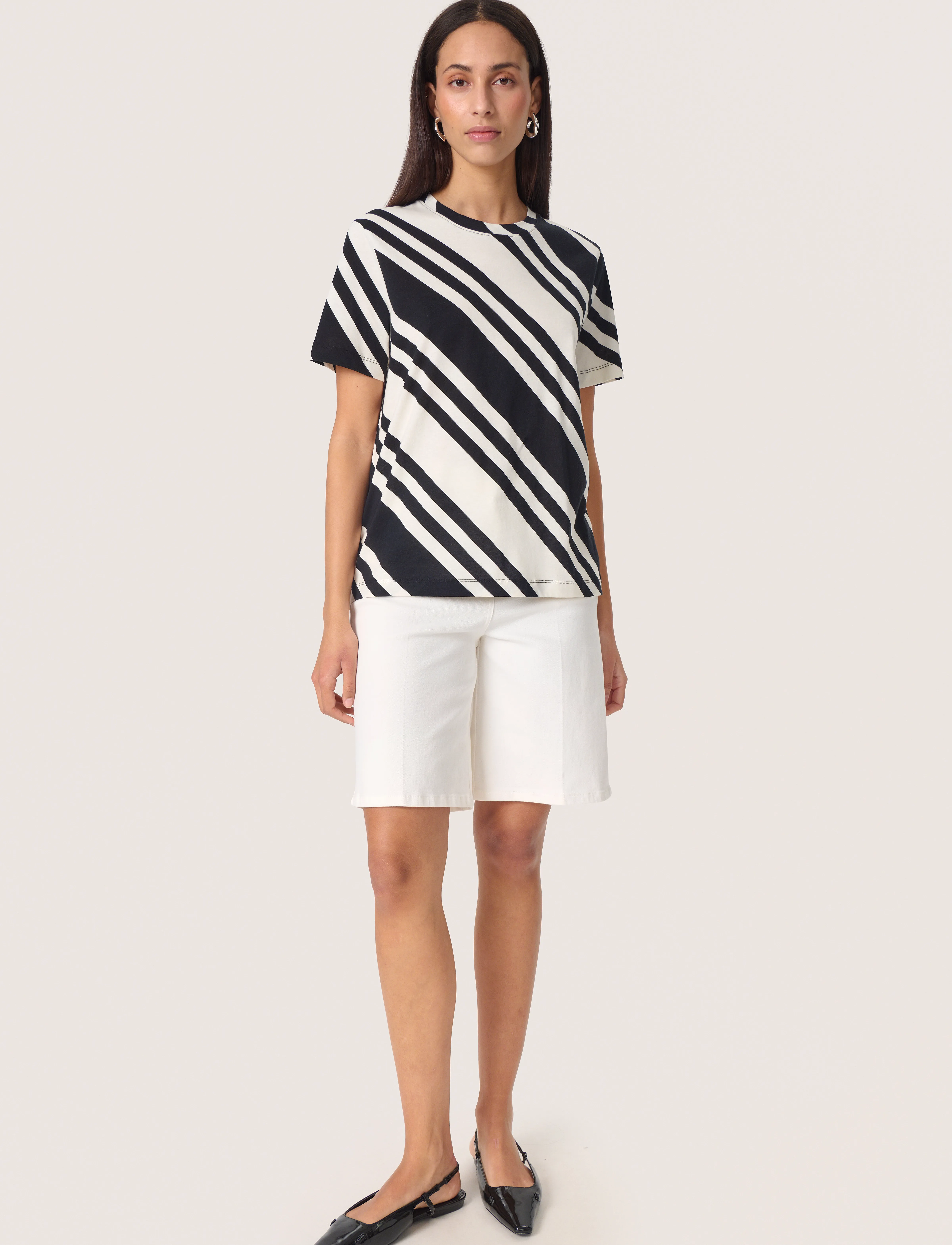 Soaked - SLAeve Tee - t-shirts - white and black diagonal - 3
