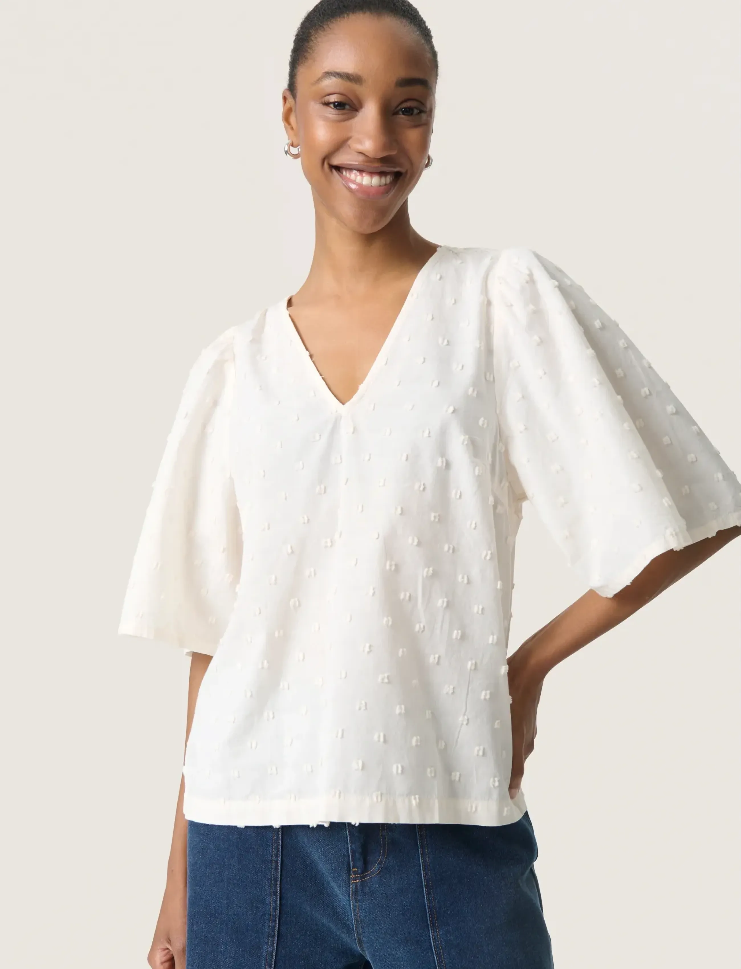 Soaked in Luxury SLSunela Felisia top SS - Soaked in Luxury - BROKEN WHITE / cream