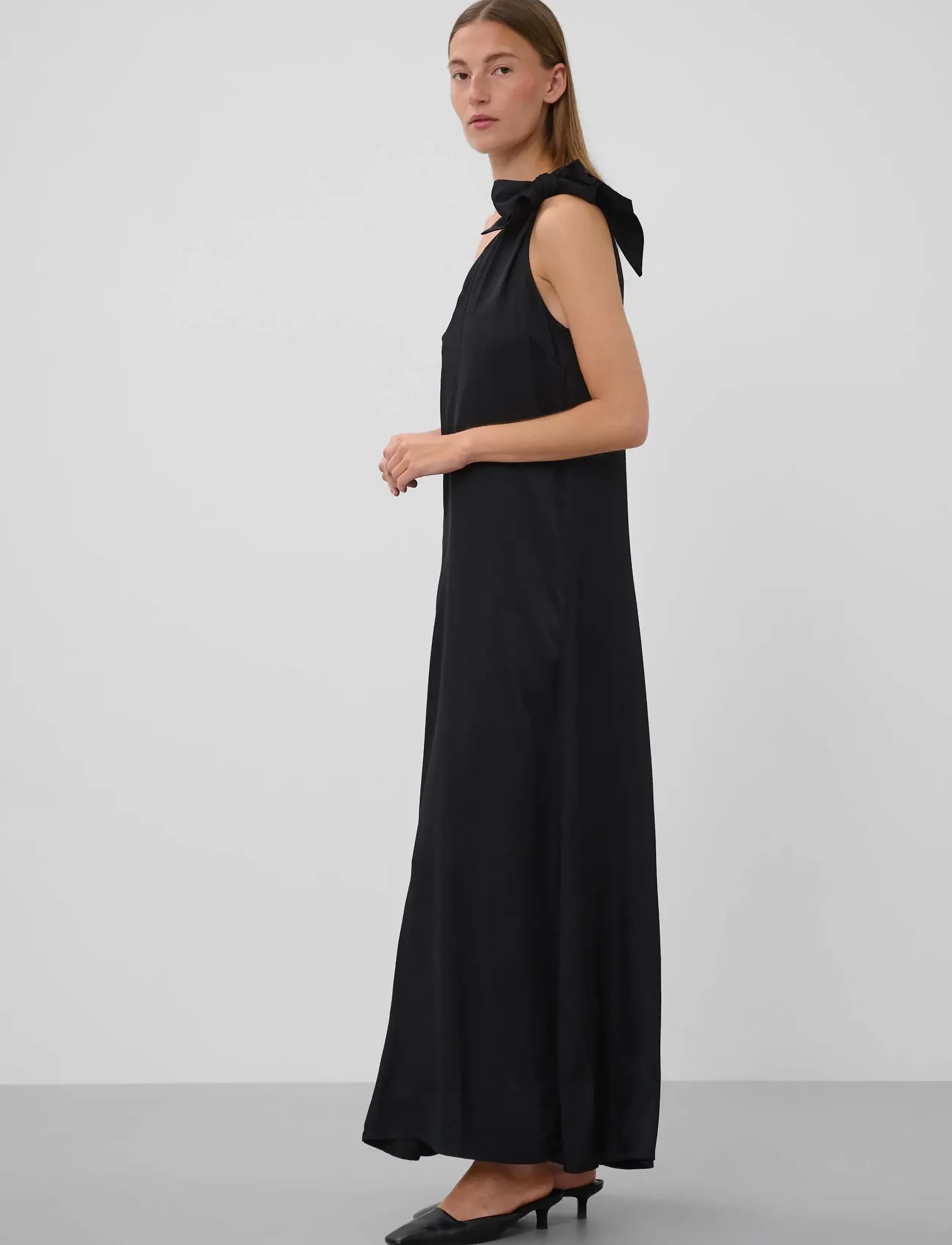 Soaked - SLBecca One Shoulder Dress - maxi kjoler - black - 3