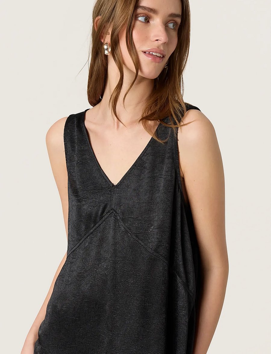Soaked - SLYennah Midi Dress - spitzenkleider - black - 5