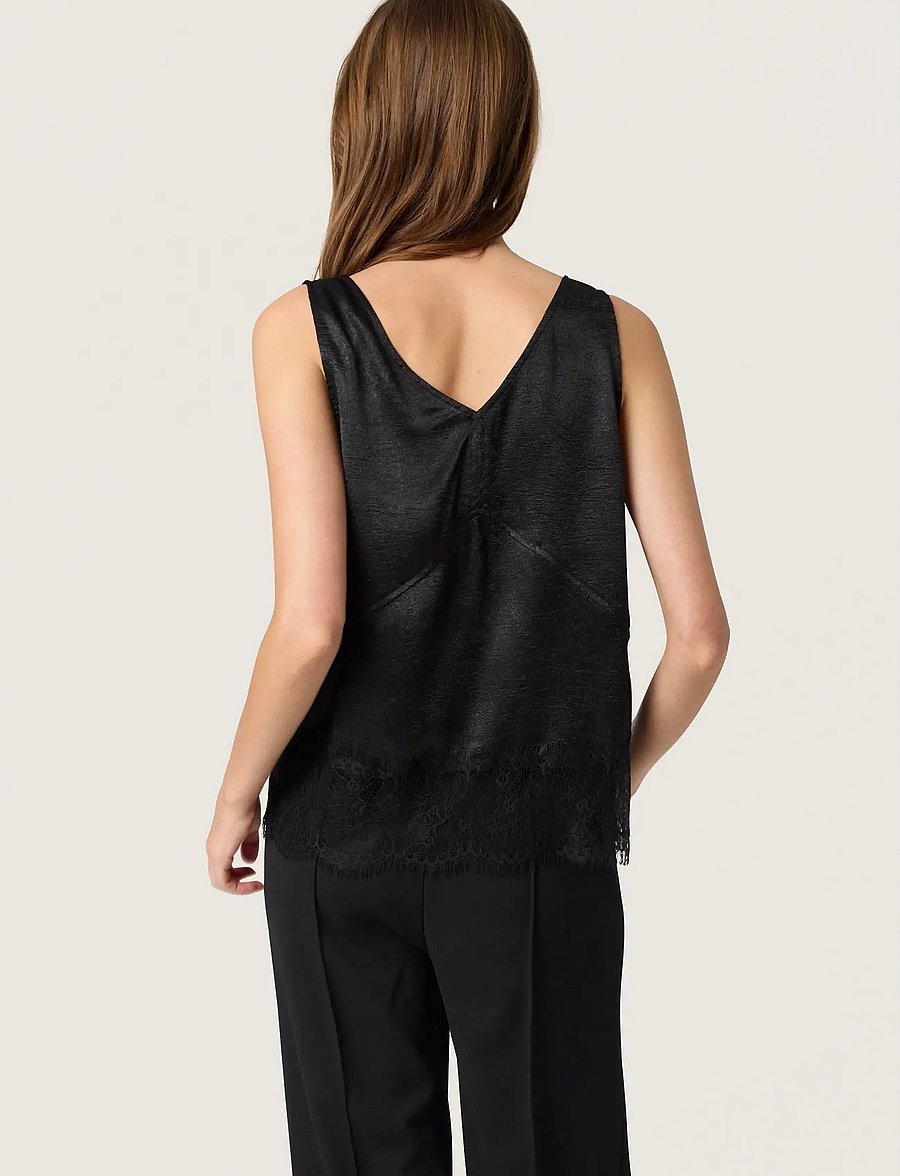 Soaked - SLYennah Top - Ærmeløse bluser - black - 3
