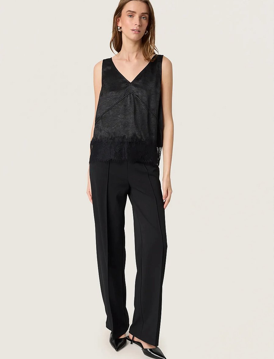 Soaked - SLYennah Top - Ærmeløse bluser - black - 4