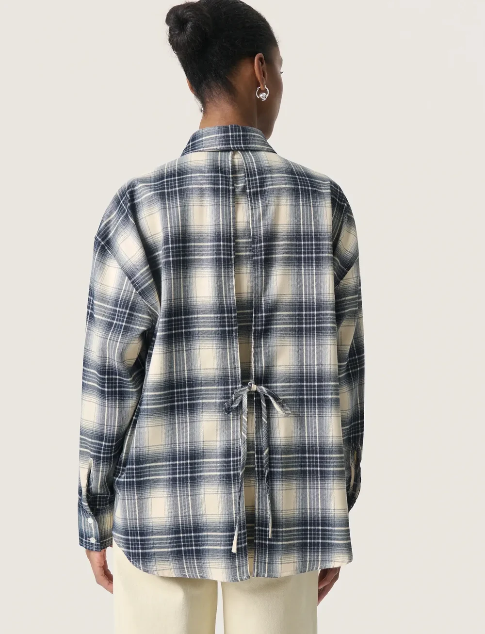 Soaked in Luxury - SLPamala Shirt LS - langærmede skjorter - navy checks - 4