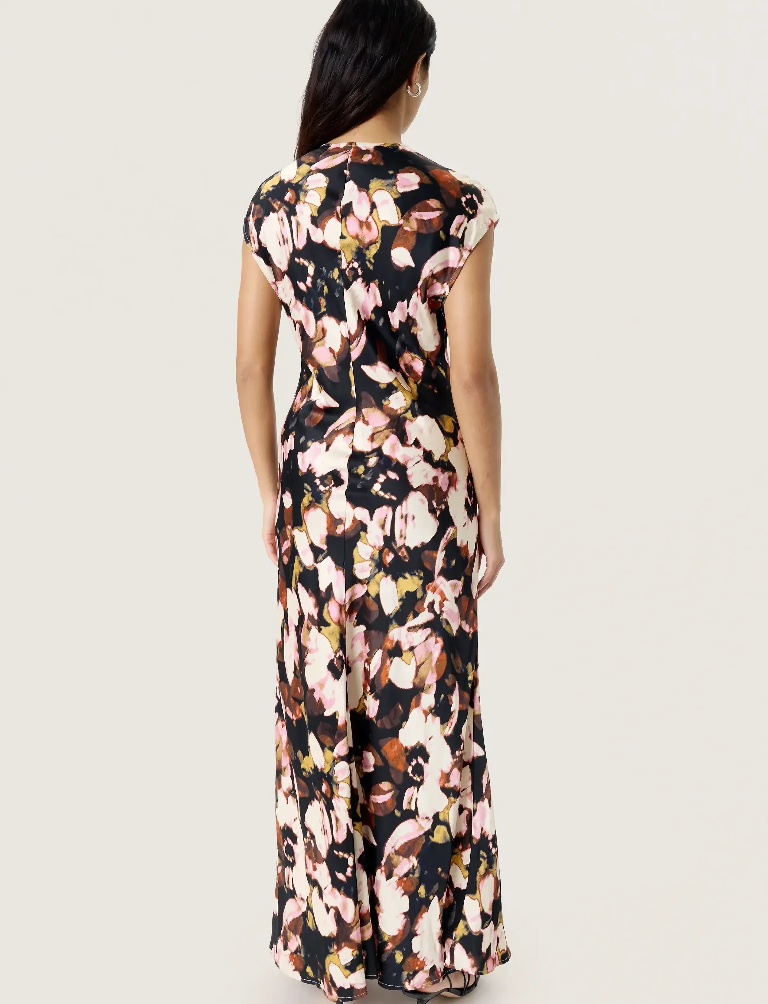 Soaked - SLCinna Liva Dress - chocolate autumn leaves - 4