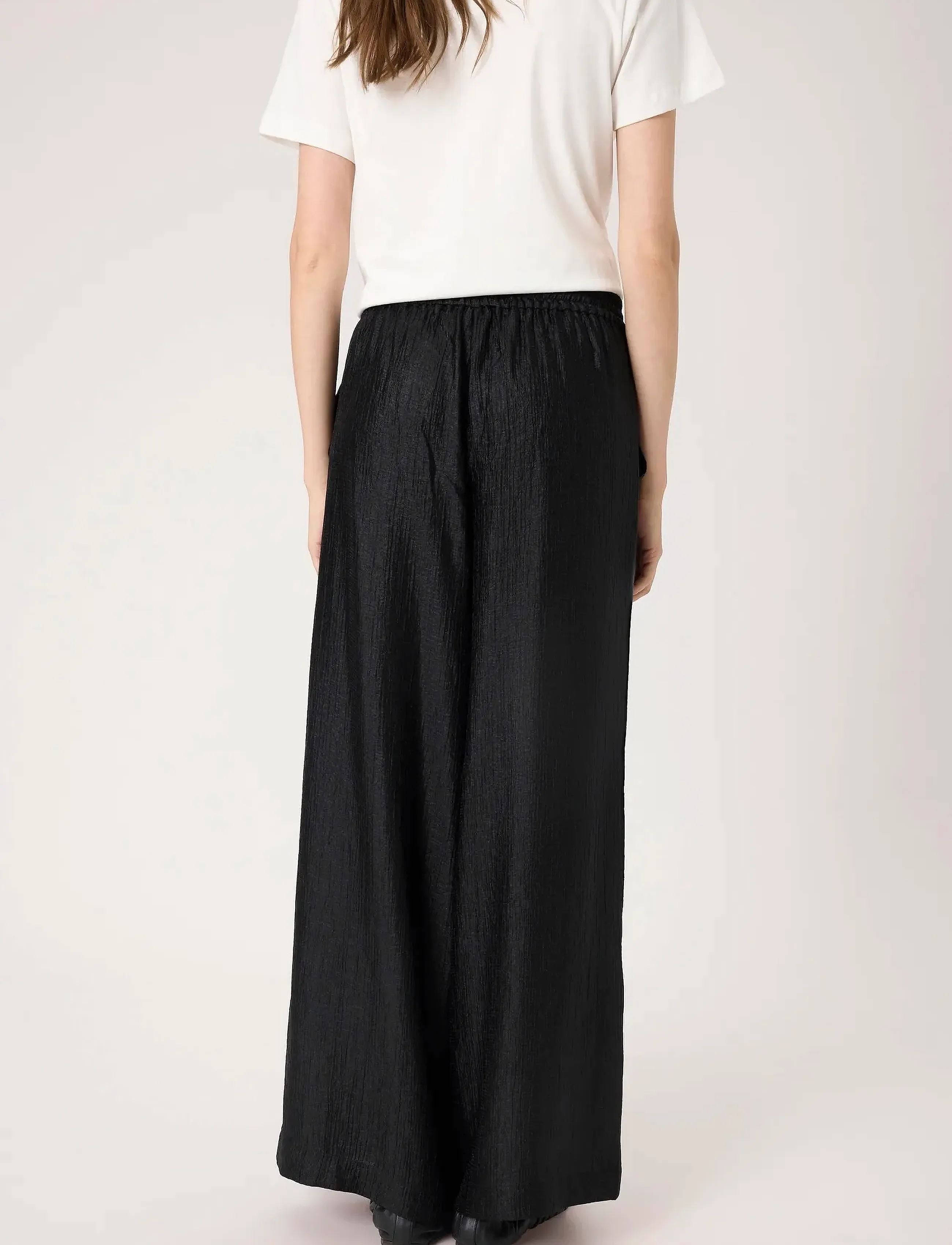 Soaked - SLLaurie Pants - laia säärega püksid - black - 4