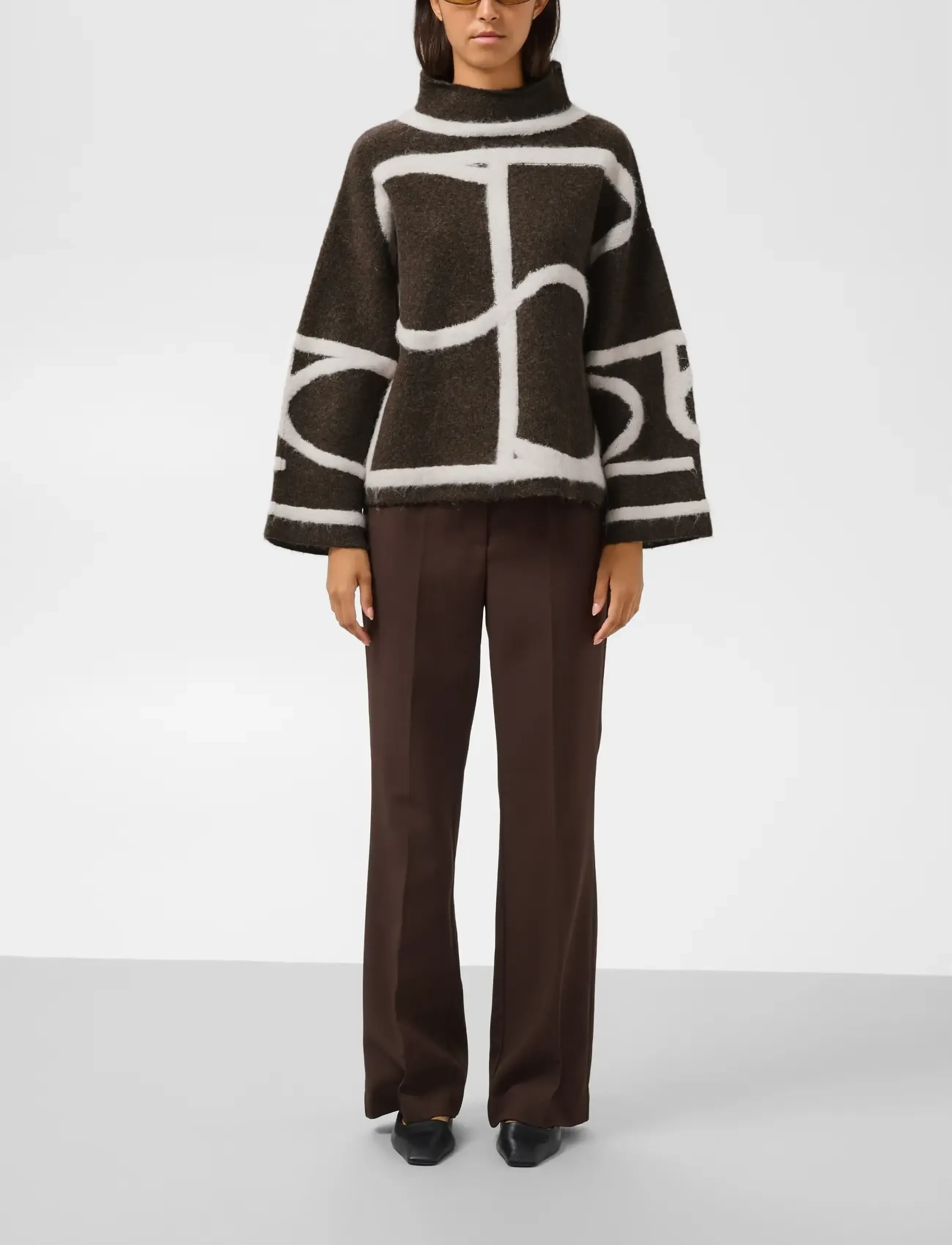 Soaked - SLSorea Mono Pullover - jumpers - chocolate brown w white mono - 3