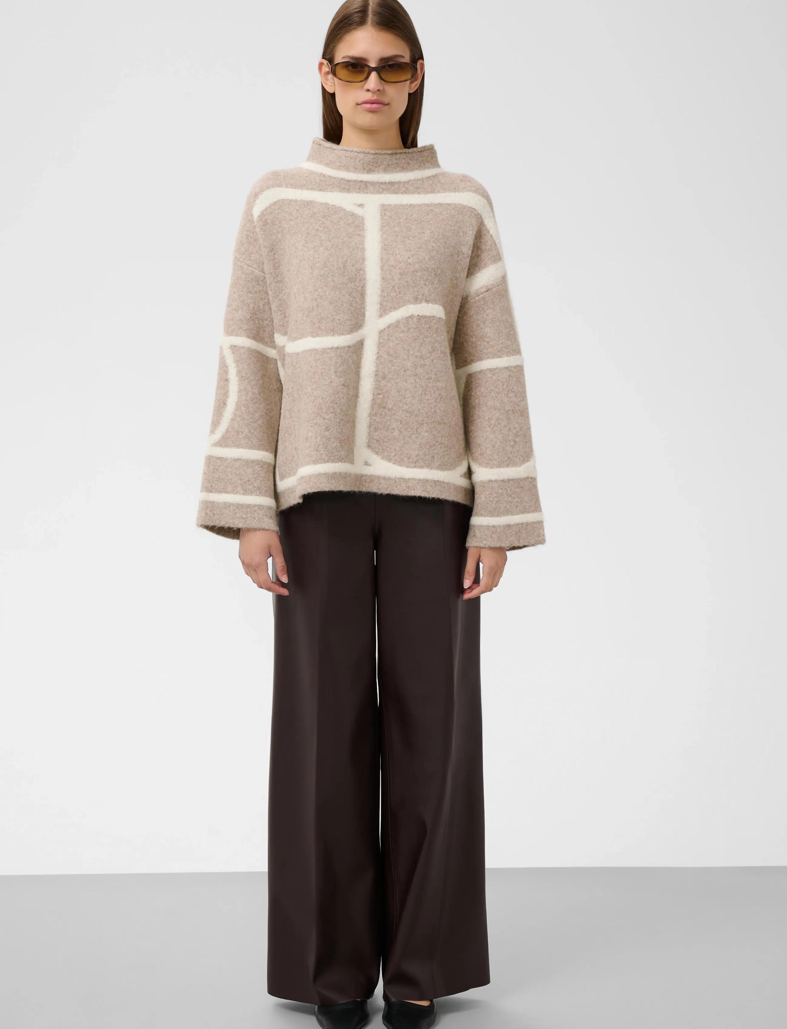 Soaked - SLSorea Mono Pullover - stickade tröjor - beige melange monogram - 2