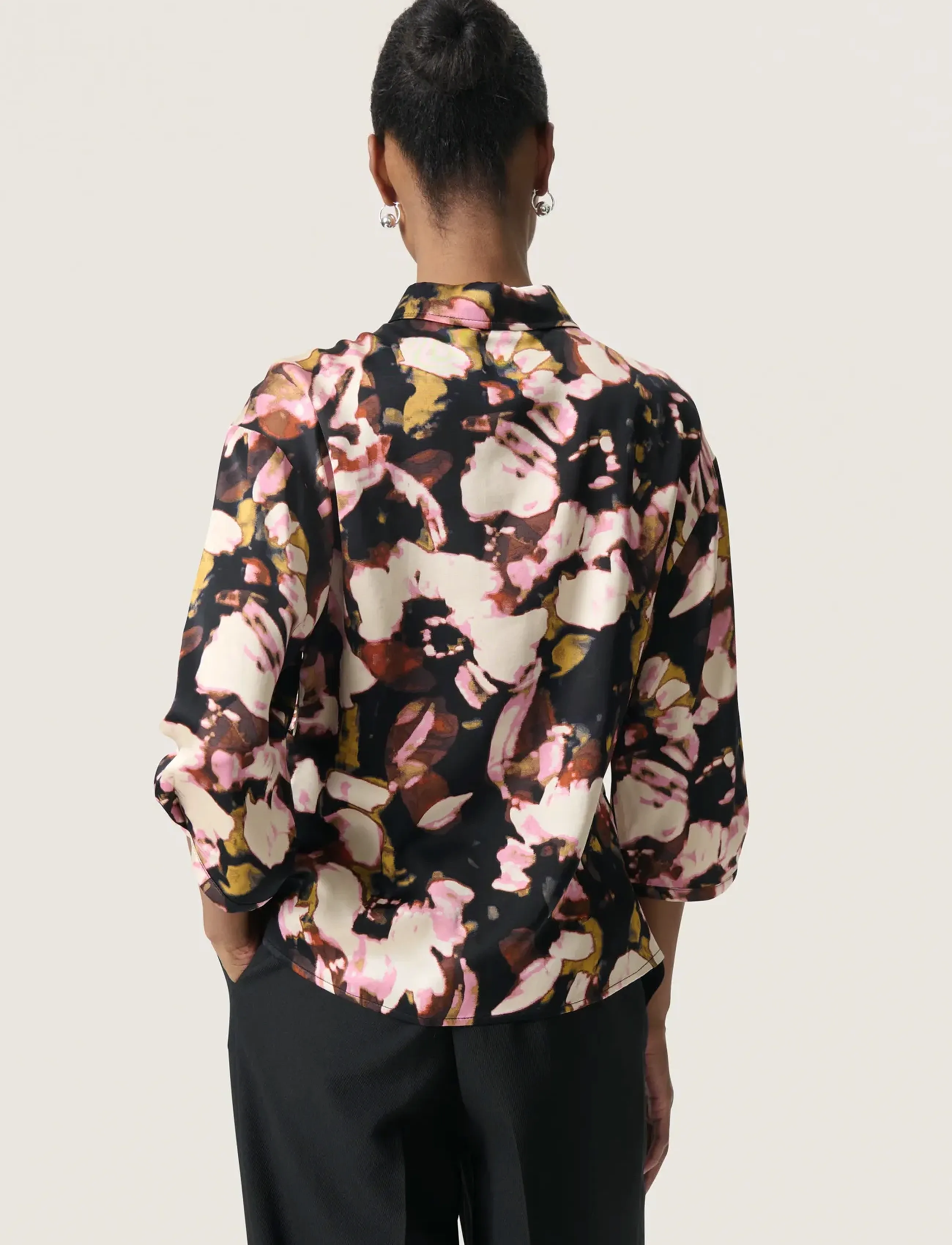 Soaked - SLCinna Elly Shirt SS - kurzärmlige hemden - chocolate autumn leaves - 4