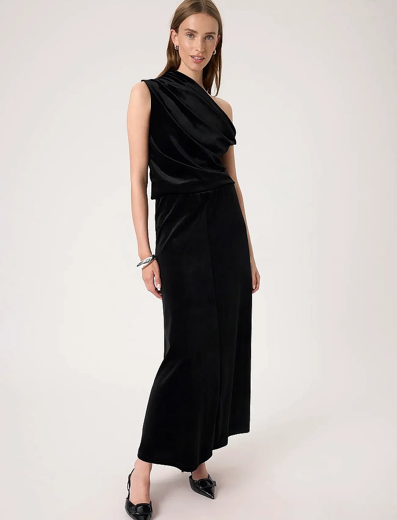 Soaked in Luxury - SLVelera Skirt - midiseelikud - black - 3