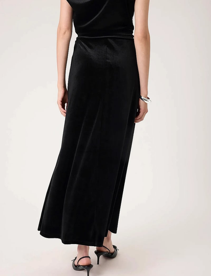 Soaked in Luxury - SLVelera Skirt - midiseelikud - black - 4
