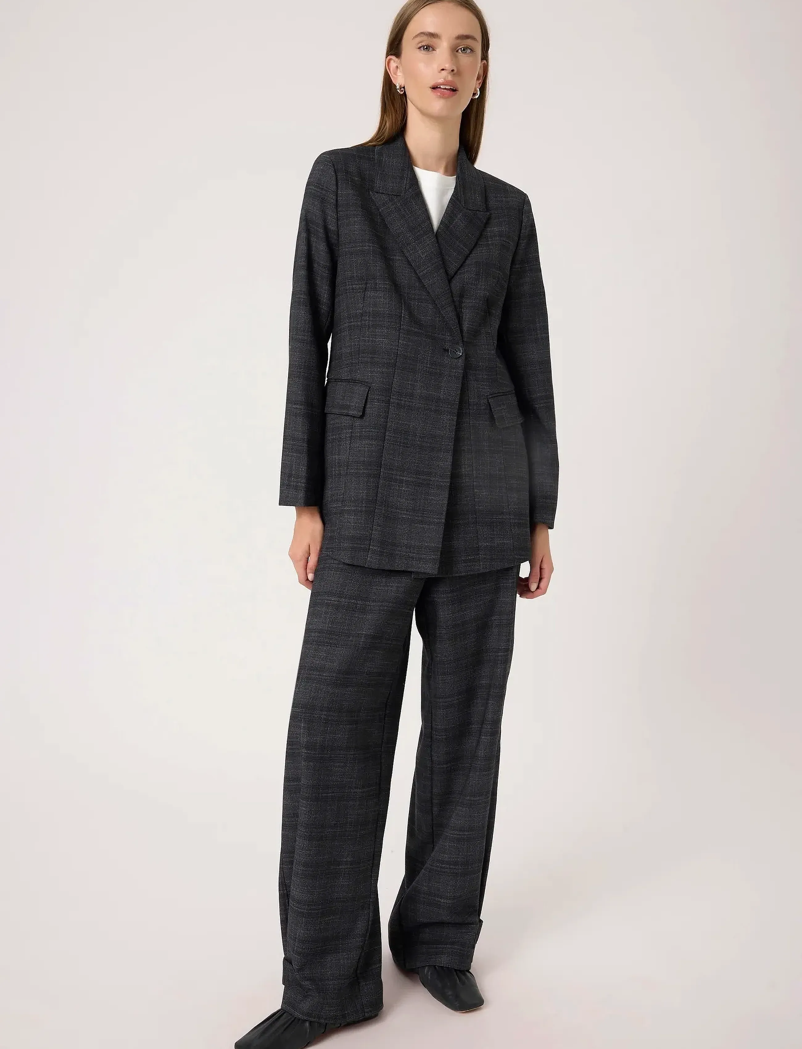 Soaked - SLEvonne Fitted Blazer - double breasted blazers - black suiting check - 3