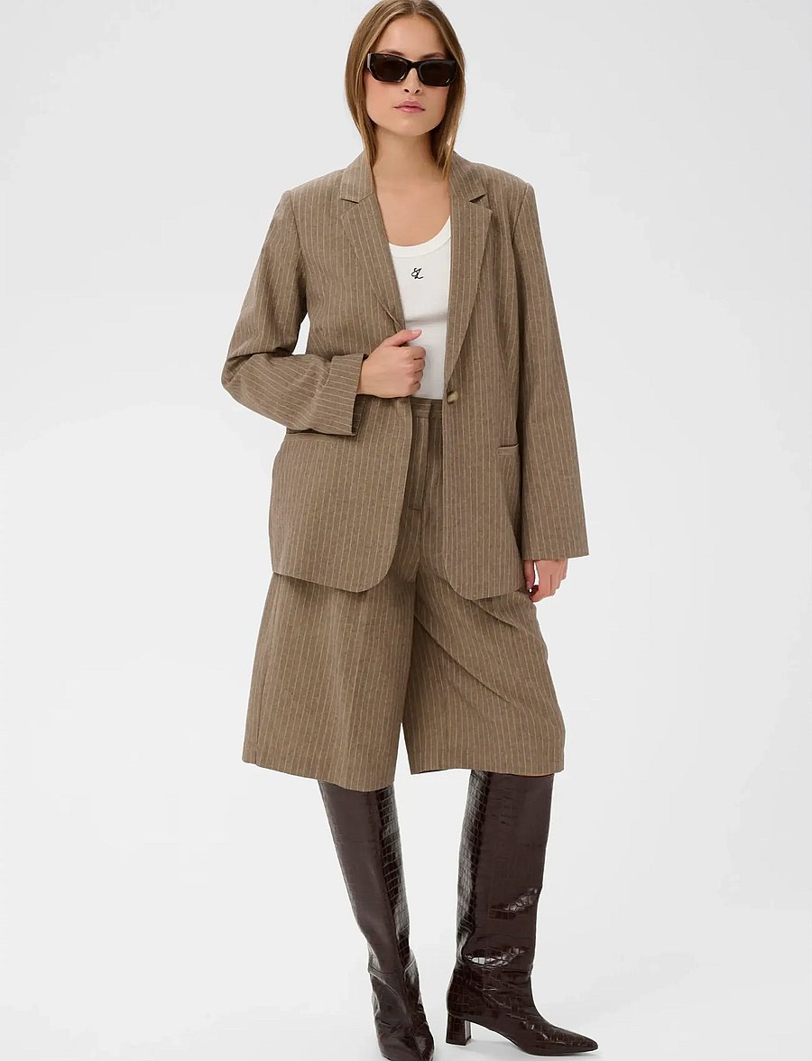 Soaked - SLGinevra Blazer - einreihige blazer - cappucino pin stripe - 3