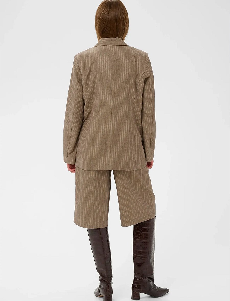 Soaked - SLGinevra Blazer - einreihige blazer - cappucino pin stripe - 4