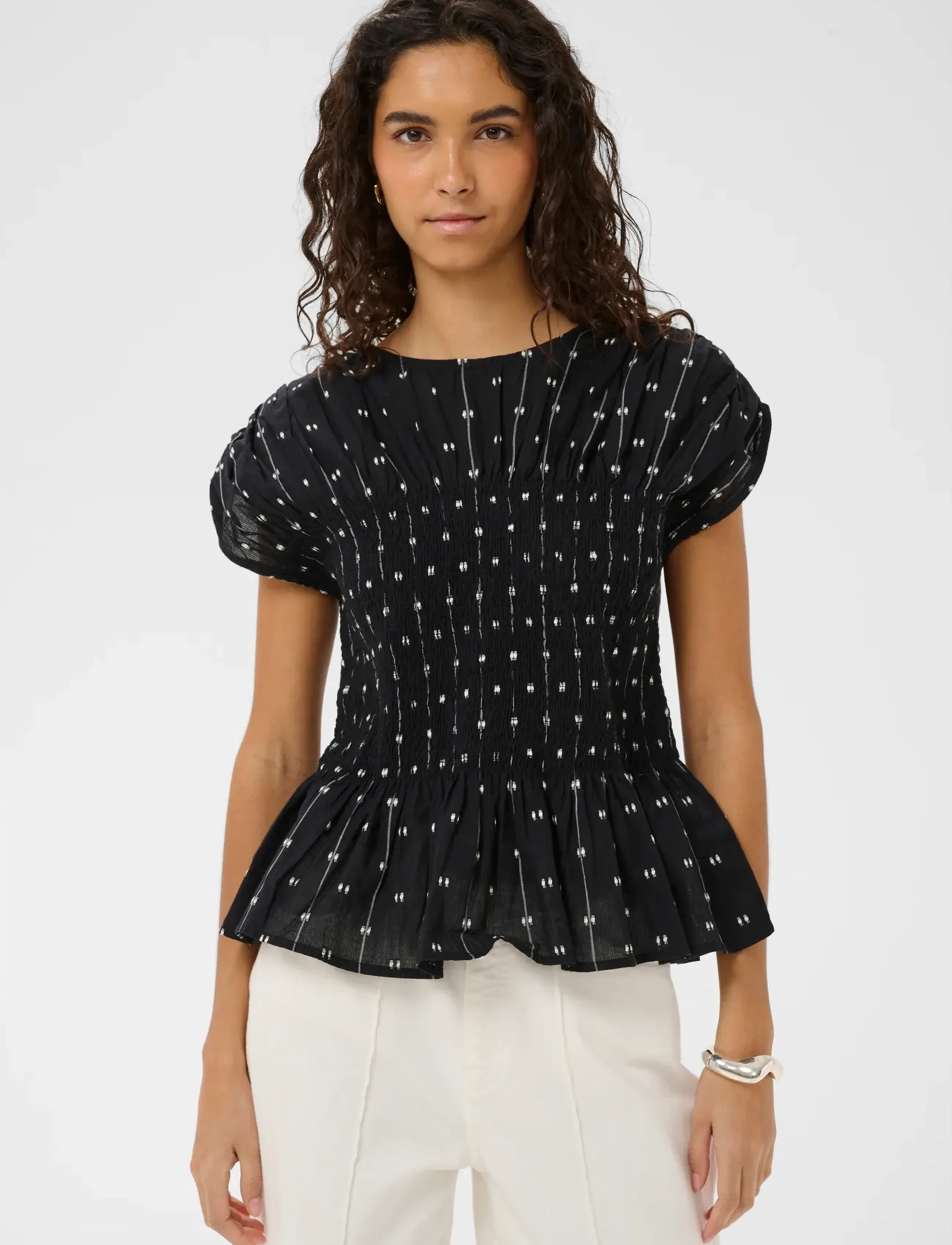 Soaked in Luxury SLAmelie Blouse - Lühikeste varrukatega pluusid - BLACK W WHITE DOBBY / black