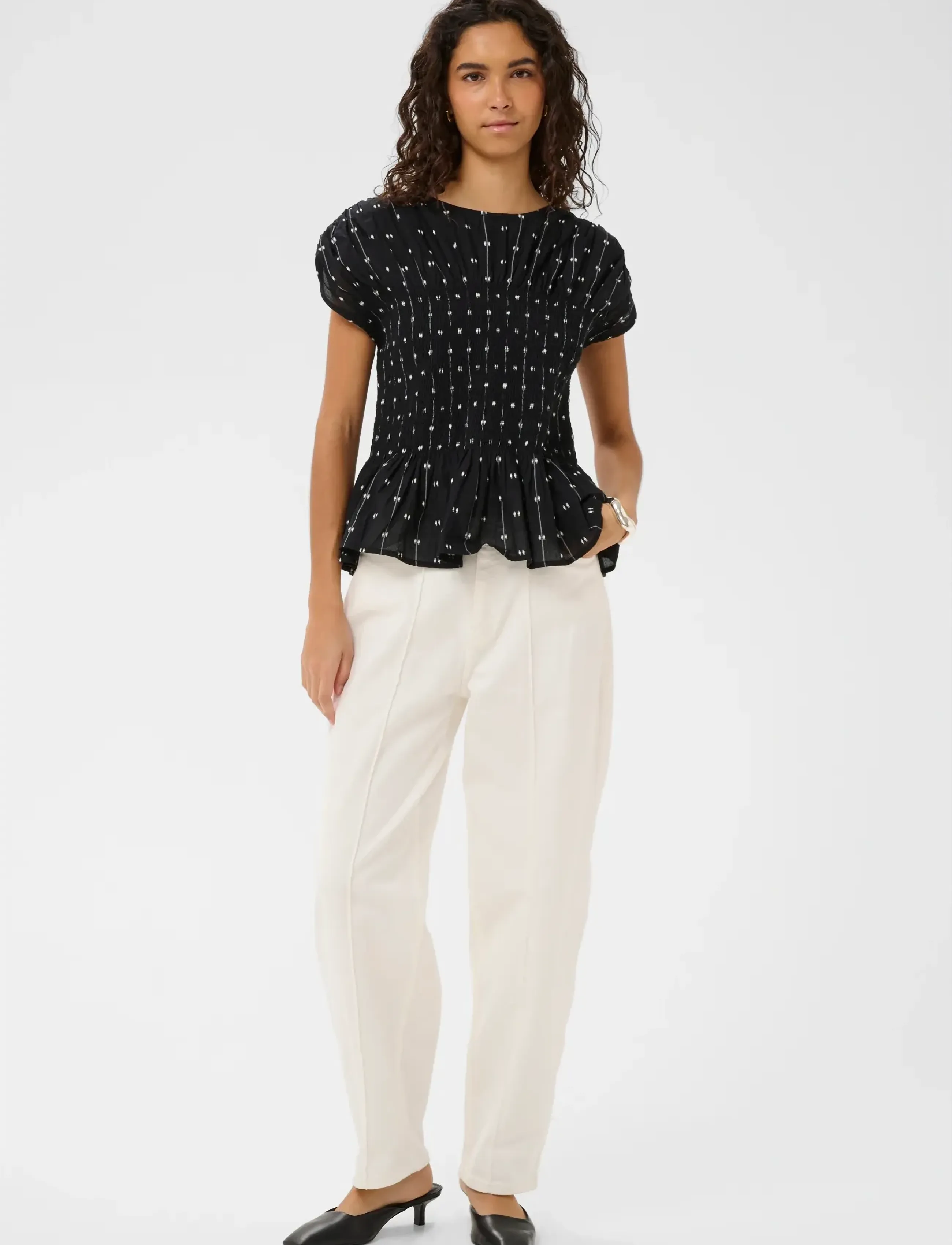 Soaked - SLAmelie Blouse - kortærmede bluser - black w white dobby - 4