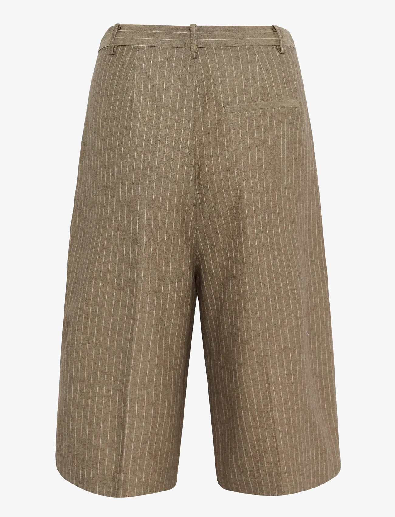 Soaked - SLGinevra Malika Shorts - bermudashorts - cappucino pin stripe - 2