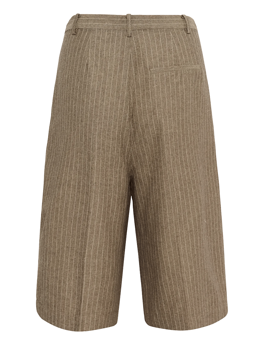 Soaked - SLGinevra Malika Shorts - bermudashorts - cappucino pin stripe - 2