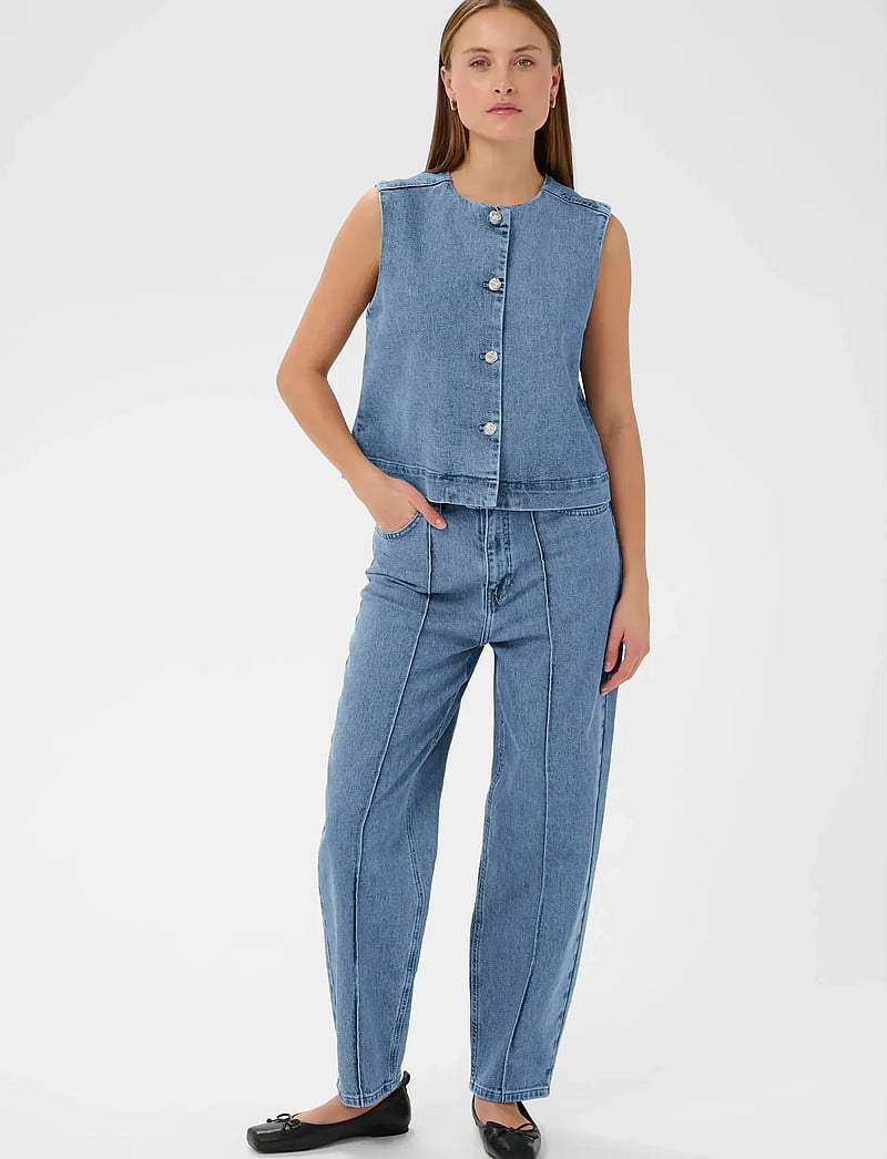 Soaked in Luxury - SLRinatina Waistcoat - denimveste - medium blue denim - 3