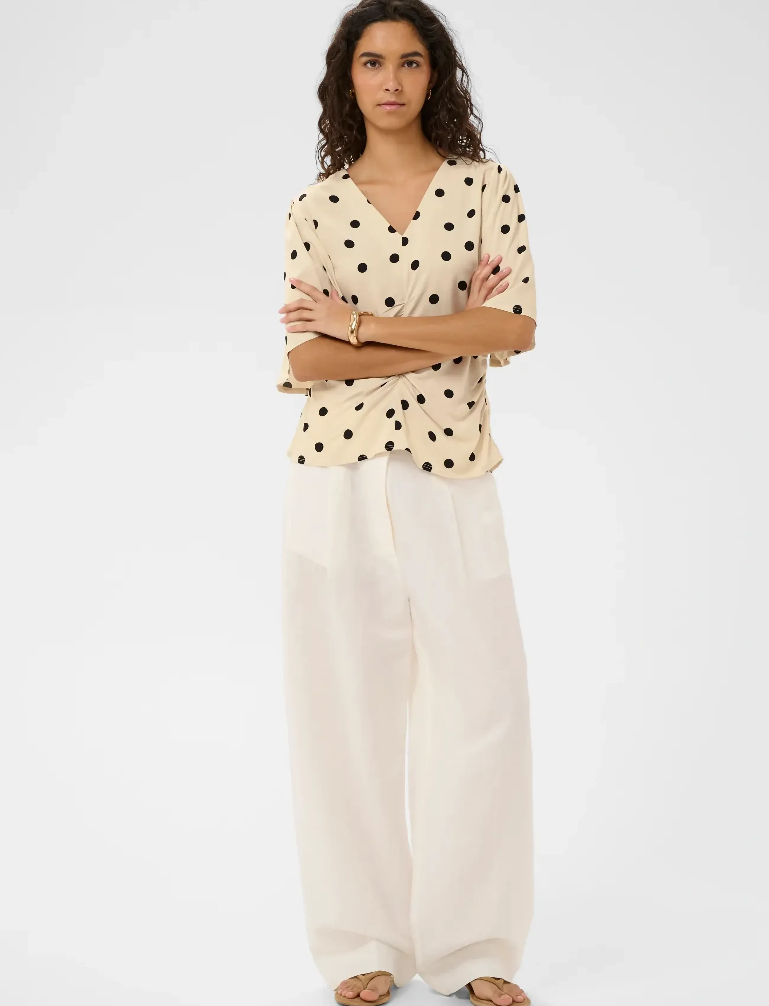 Soaked - SLArjana Ruching Blouse SS - kortærmede bluser - oatmeal with black dots - 3