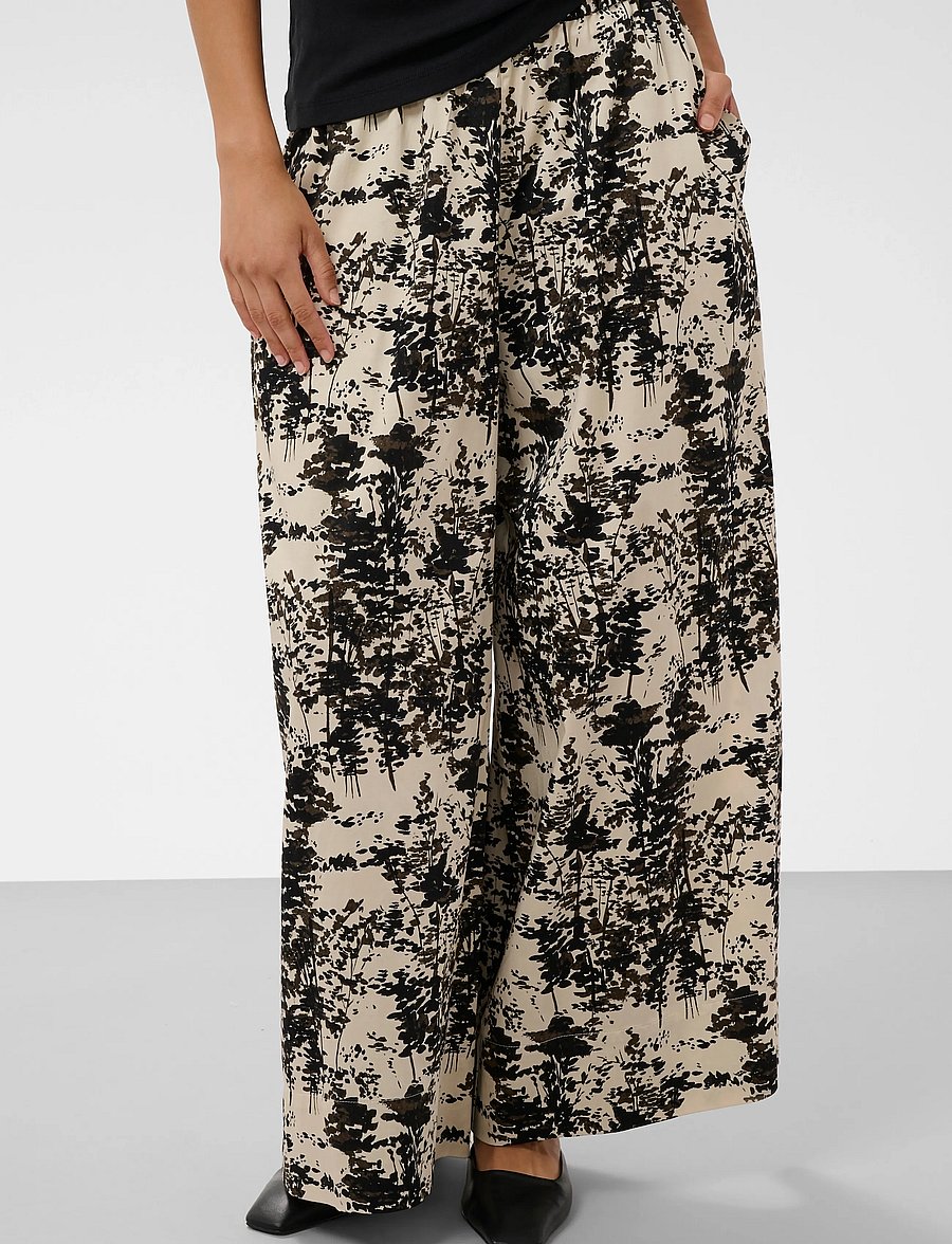 Soaked - SLNaelle Printed Pants - vida byxor - oatmeal forest - 0