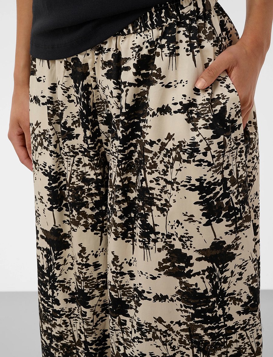 Soaked - SLNaelle Printed Pants - vida byxor - oatmeal forest - 5