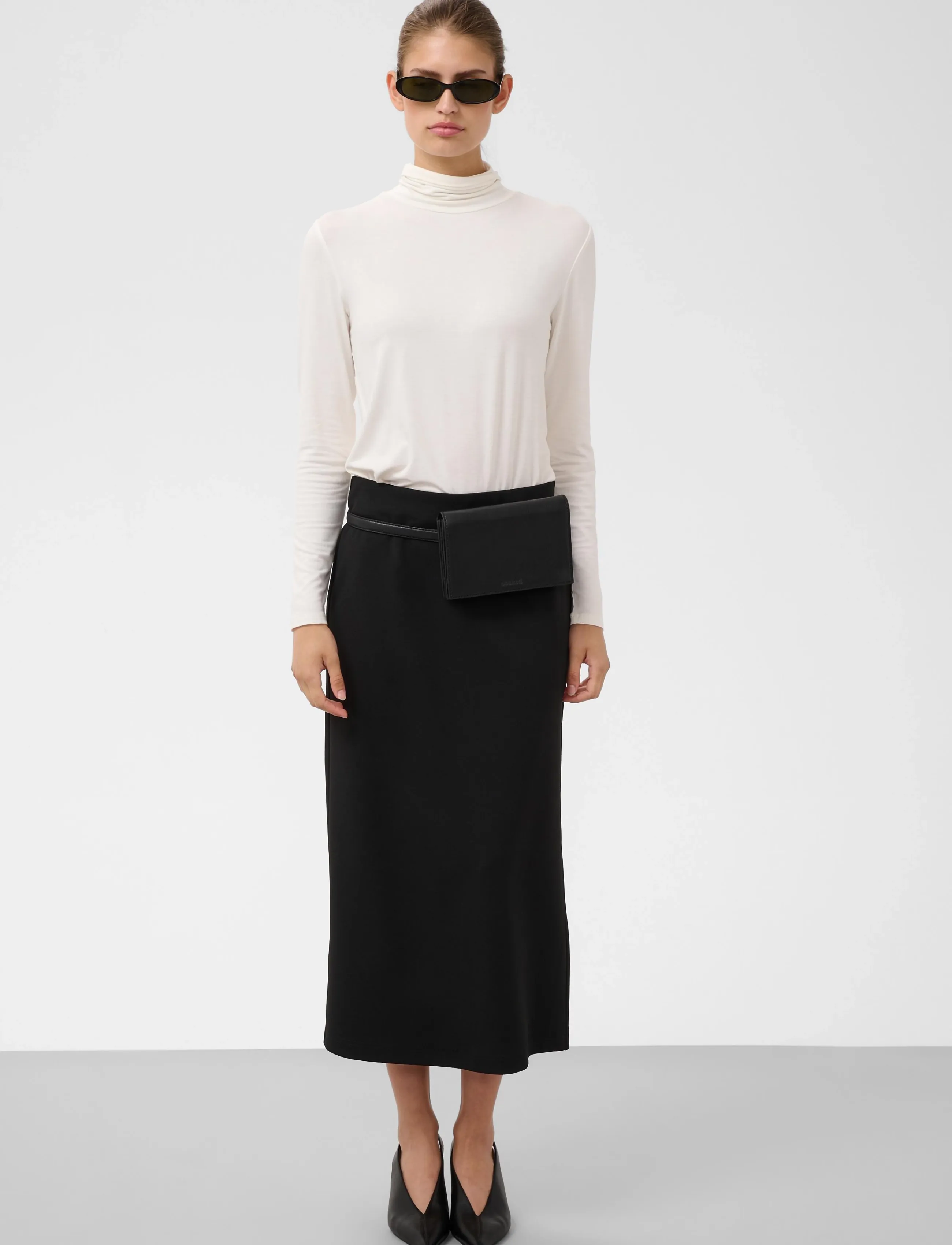 Soaked - SLBea Straight Skirt - pliiatsseelikud - black - 2